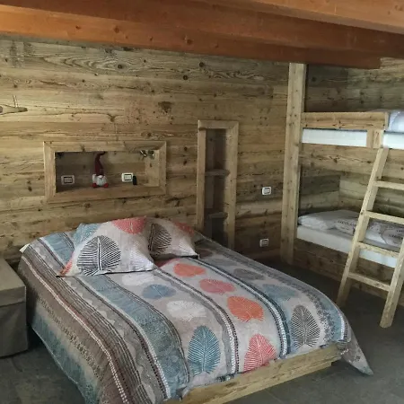 Il Teggiolo לינה וארוחת בוקר 3*