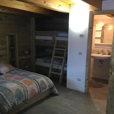 Il Teggiolo Alojamento de Acomodação e Pequeno-almoço 3*