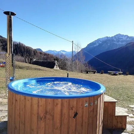 לינה וארוחת בוקר Il Teggiolo וארצו